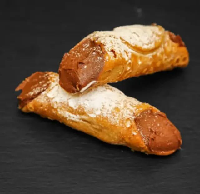Cannoli Nutella